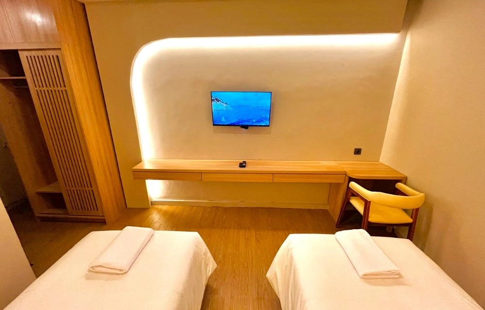 First Floor Twin Room